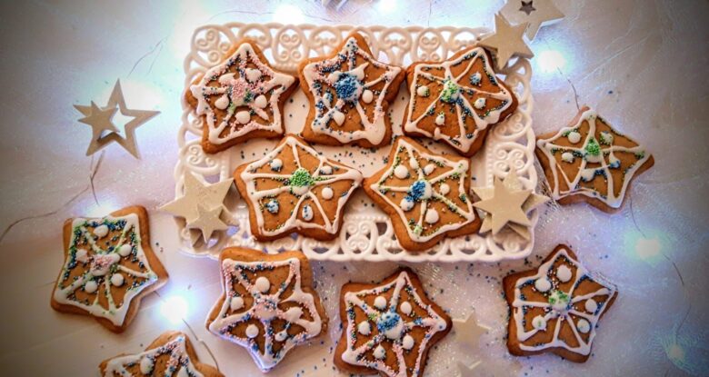 Easy Christmas Gingerbread Cookies Recipe