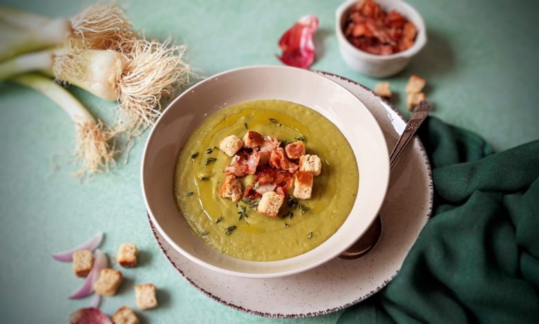 Veloute Soup with Leeks, Potatoes and Peas - A Healthy and budget Recipe