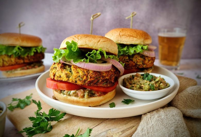 Burger with white bean burgers