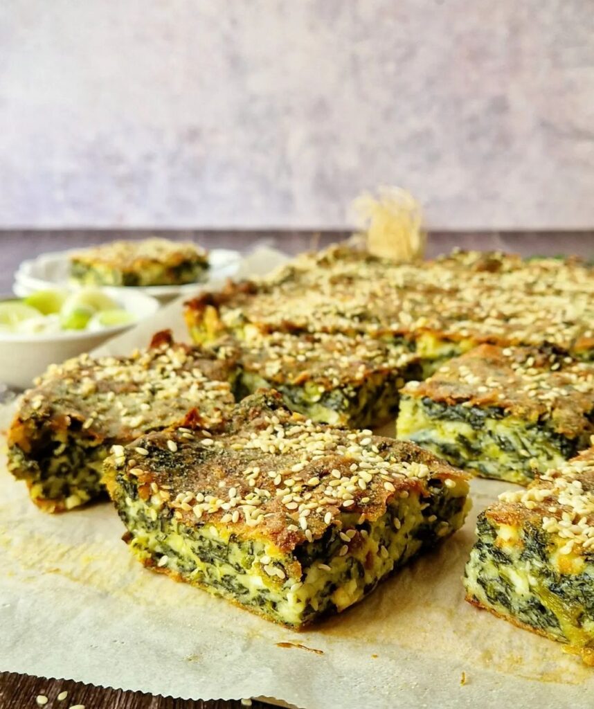 Easy and Delicious Pastryless Spinach Pie Recipe (Spanakopita without phyllo) 3 Pastryless Spinach Pie Recipe (Spanakopita without phyllo)